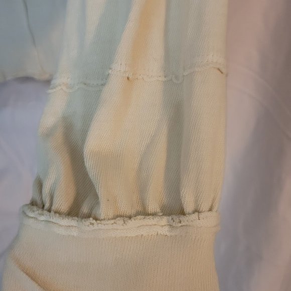 Cropped Athleisure Top - Picture 5 of 6